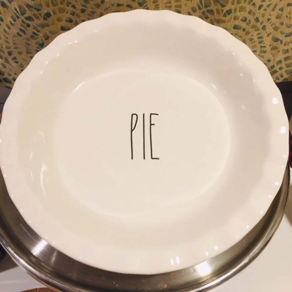 NWT Rae Dunn PIE Dish Plate Thanksgiving Dessert